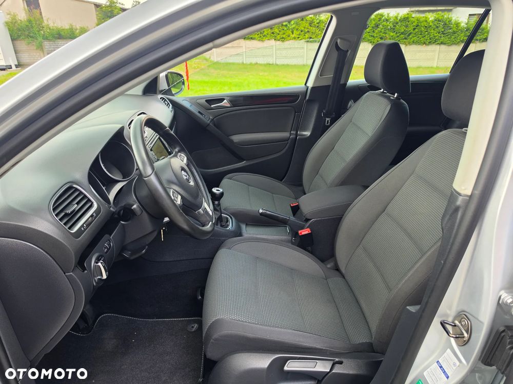 Volkswagen Golf - 11