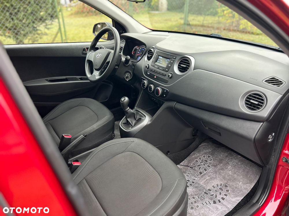 Hyundai i10 - 10