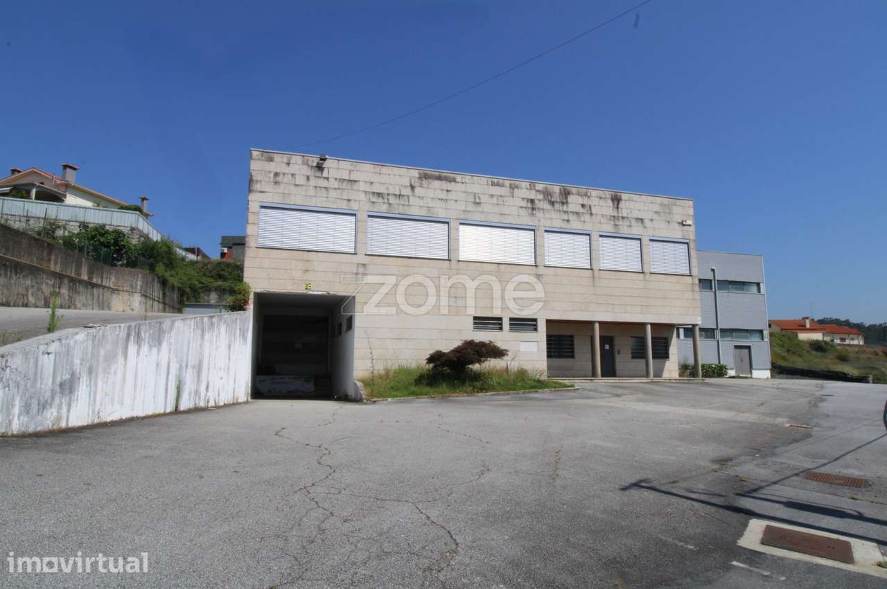 Pavilhão Comercial com + 2.000 m² – Fafe - Grande imagem: 5/35