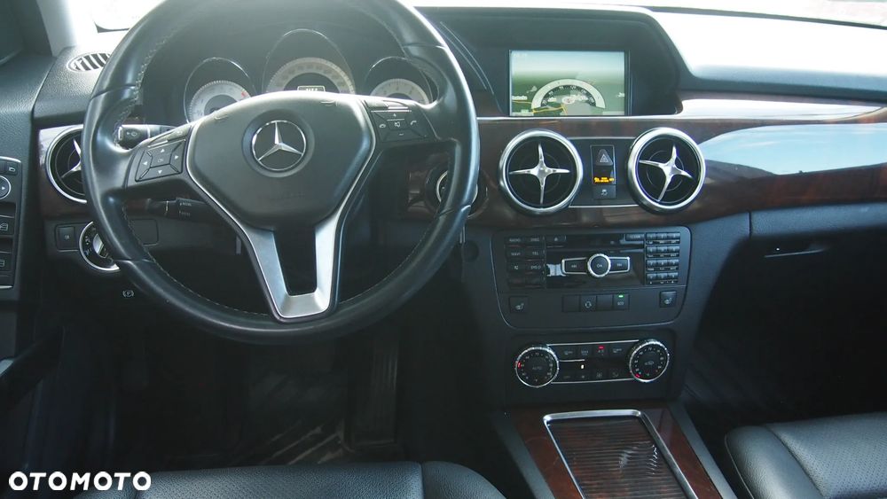 Mercedes-Benz GLK 350 4Matic BlueEFFICIENCY 7G-TRONIC - 9