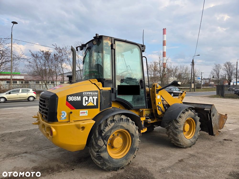Caterpillar 908M - 5