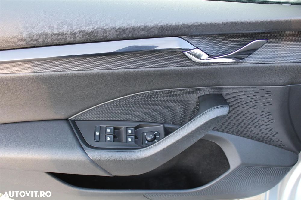 Skoda Octavia 1.5 TSI Ambition - 9