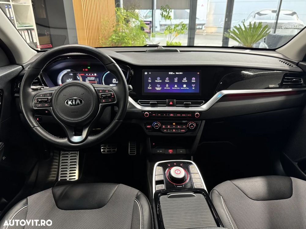 Kia Niro e-Niro 150 kW Vision - 11