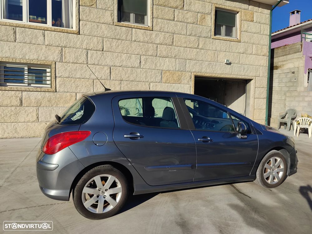 Peugeot 308 - 3