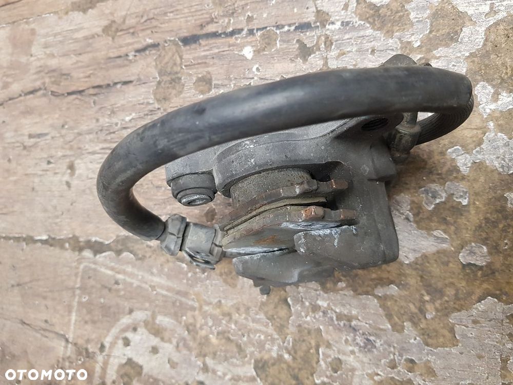 Zacisk hamulcowy Honda CB600 Hornet - 7