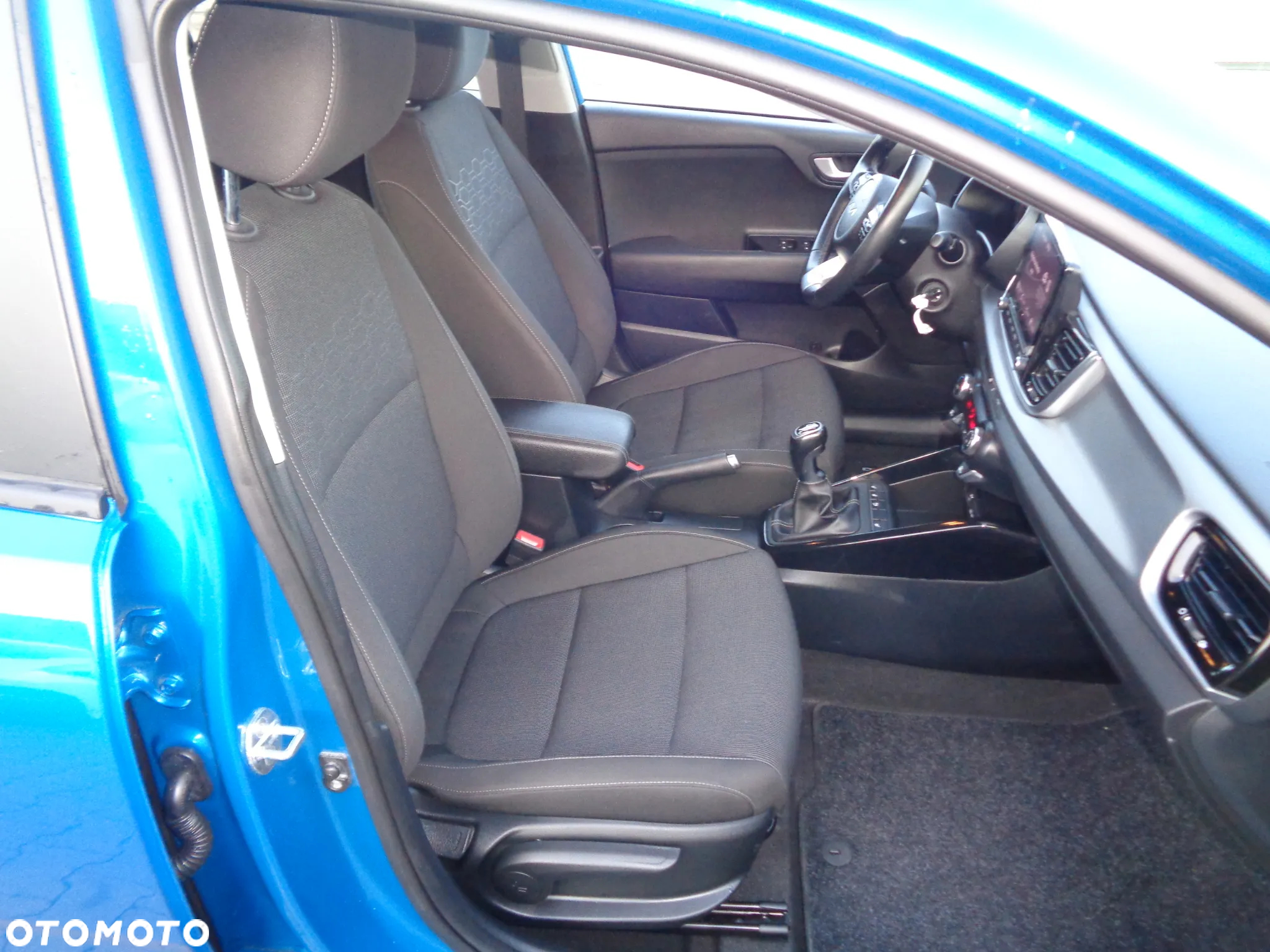 Kia Rio 1.0 T-GDI L Business Line - 17
