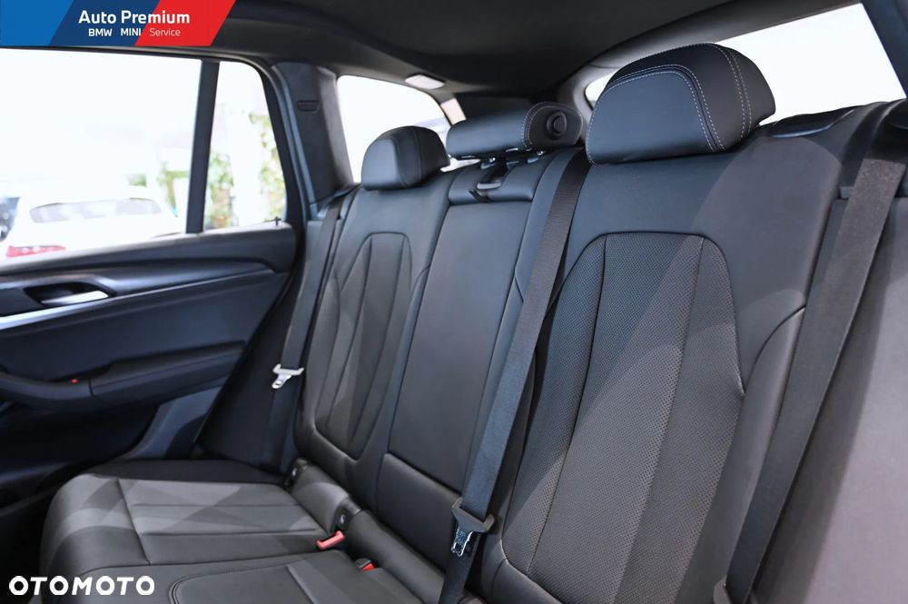 BMW X3 - 16