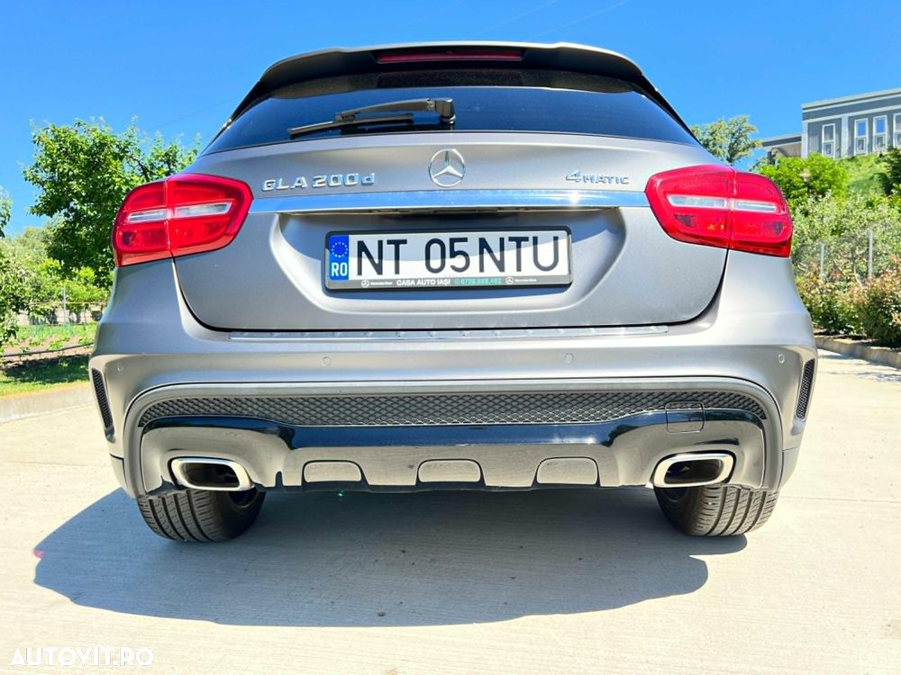 Mercedes-Benz GLA 200 d 4MATIC Aut. - 2