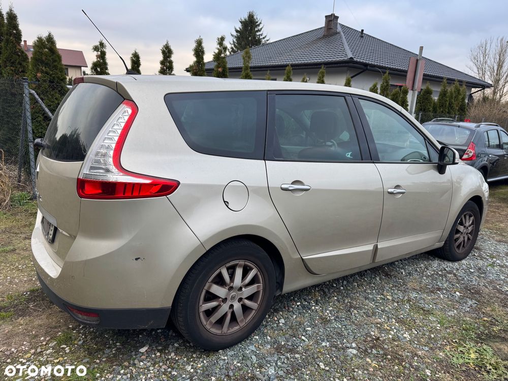 Renault Grand Scenic - 6