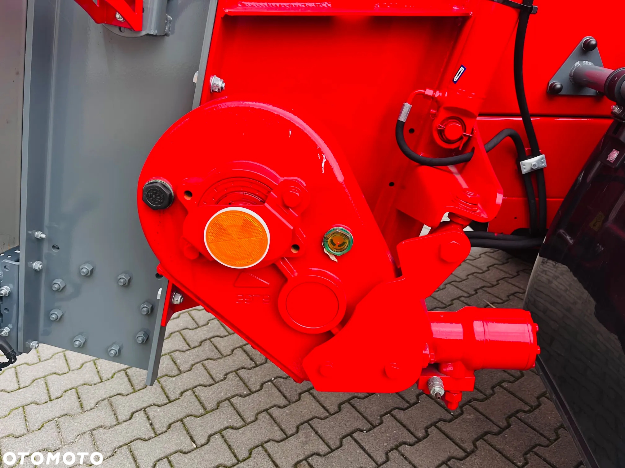 Unia Apollo 16 Premium dostępny od ręki - 21