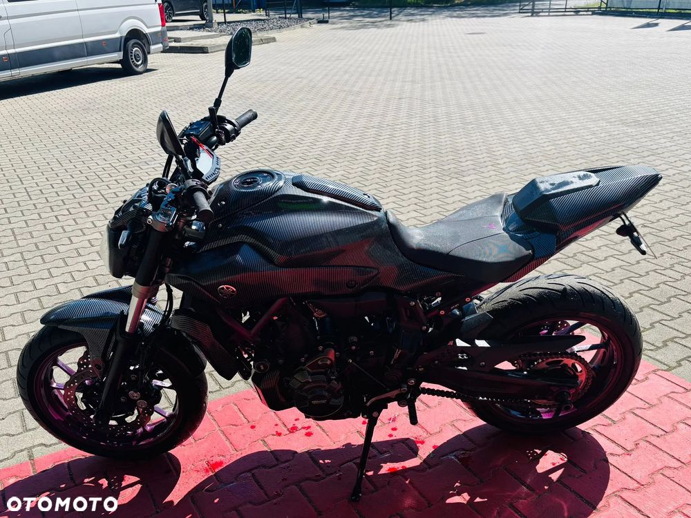 Yamaha MT - 6