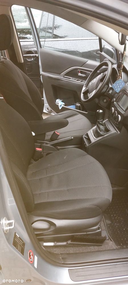 Mazda 5 1.6 CD Exclusive + - 9