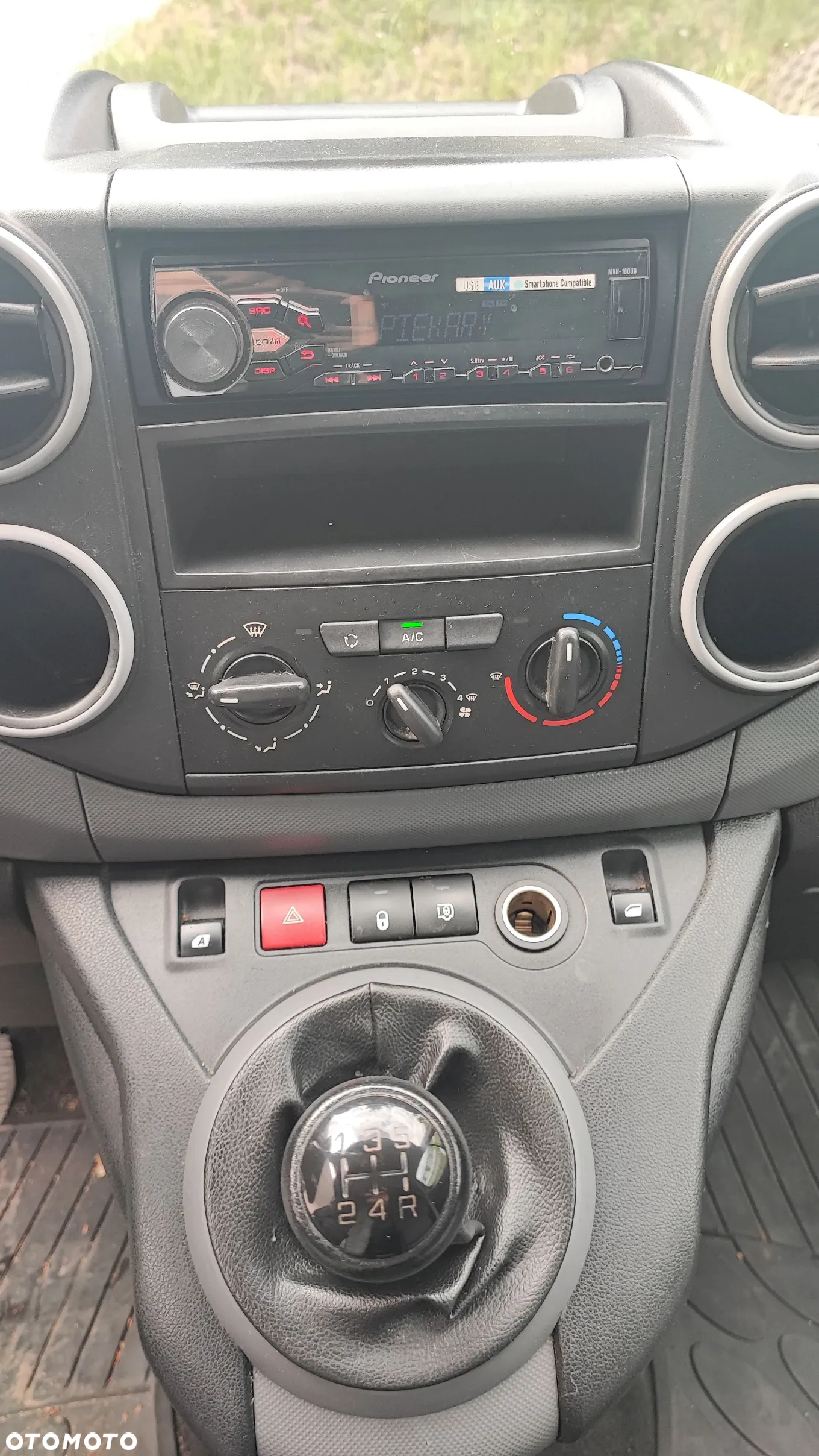 Peugeot Partner - 30