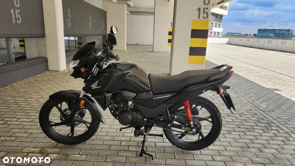Honda CBF - 8