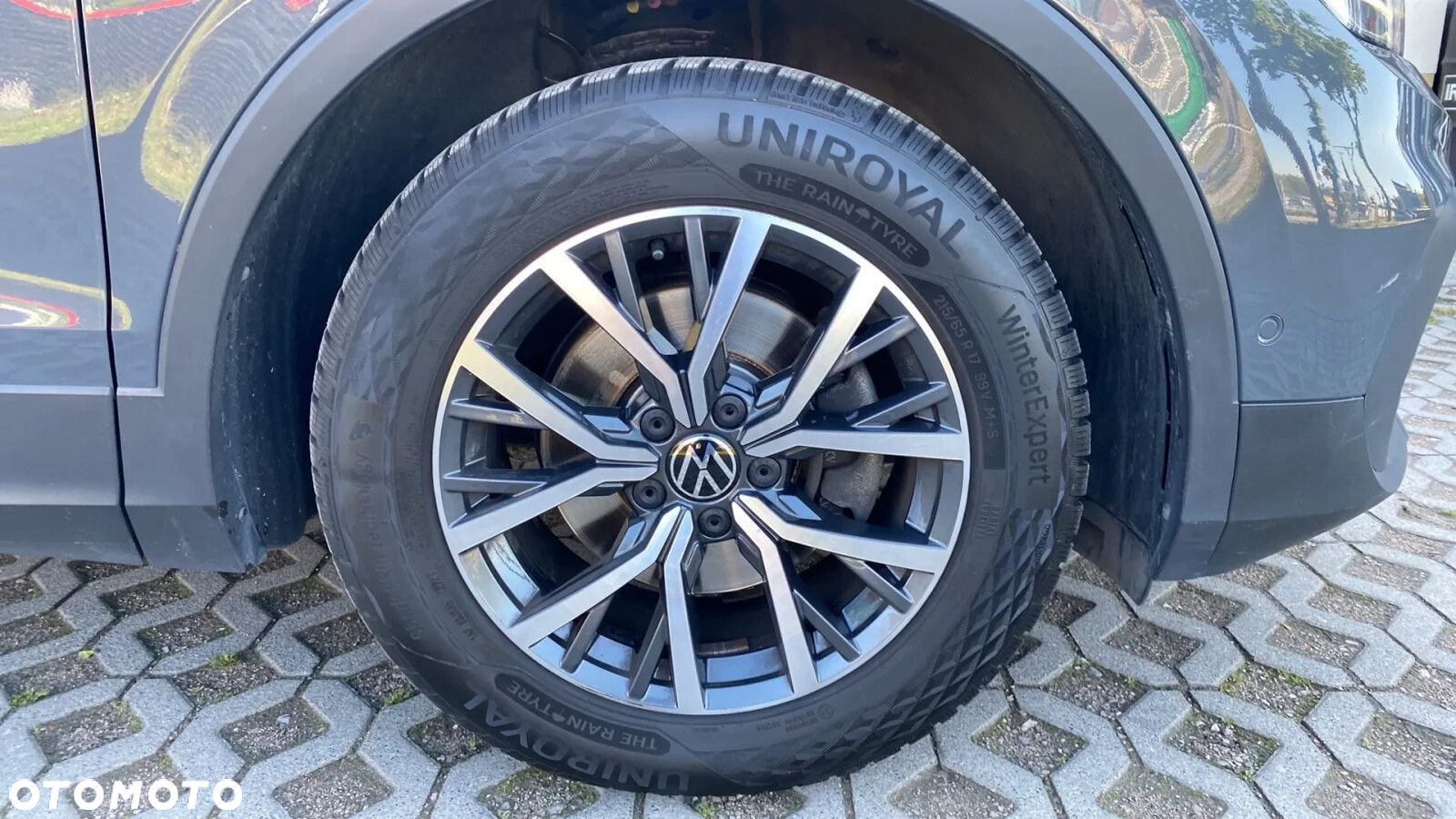 Volkswagen Tiguan - 11