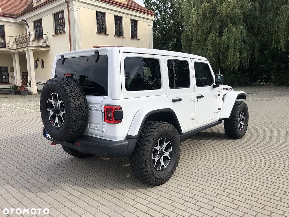Jeep Wrangler - 5
