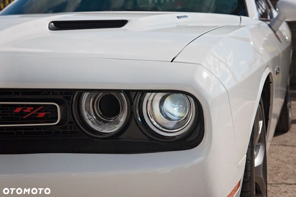 Dodge Challenger Automatik R/T Plus - 12