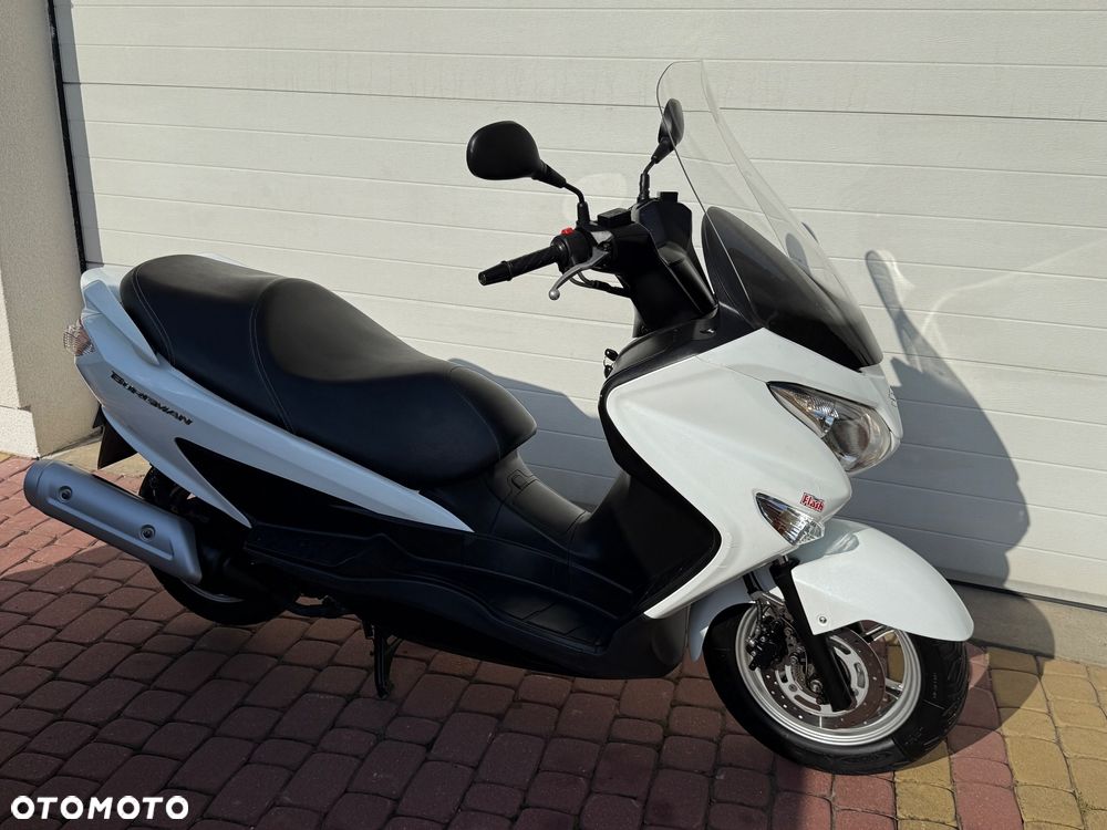 Suzuki Burgman - 7