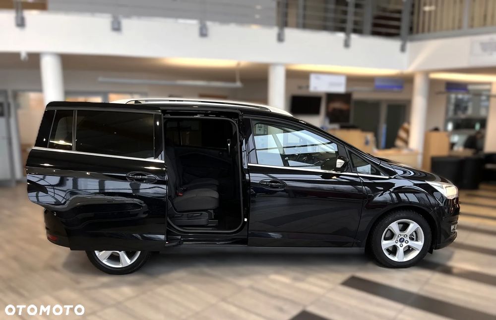 Ford Grand C-MAX - 8