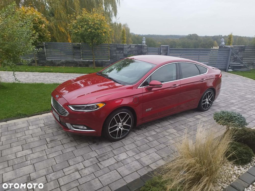 Ford Fusion - 2
