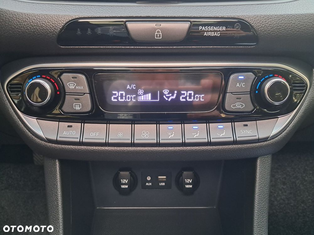 Hyundai i30 1.4 T-GDI Passion Plus - 26