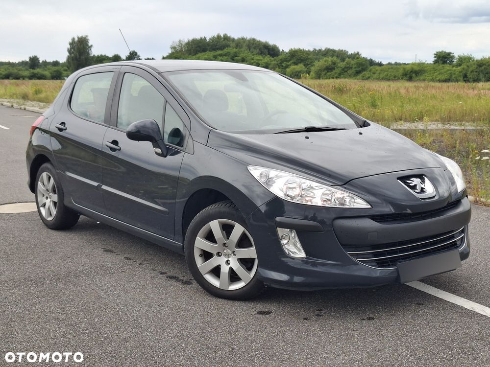 Peugeot 308 - 1