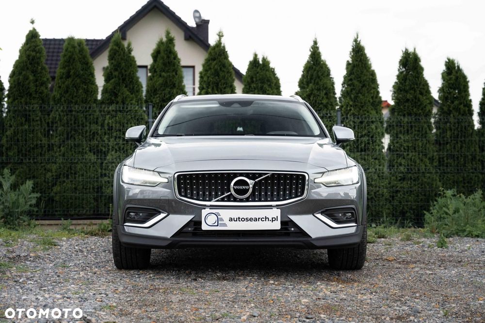 Volvo V60 Cross Country - 3