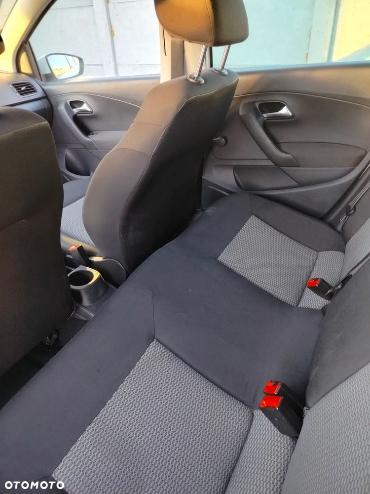 Volkswagen Polo 1.2 12V Comfortline - 13