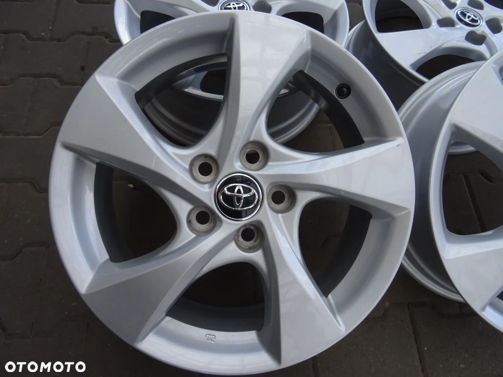 5x114,3x60  6,5Jx17 ET45  Toyota Oryginalne - 3