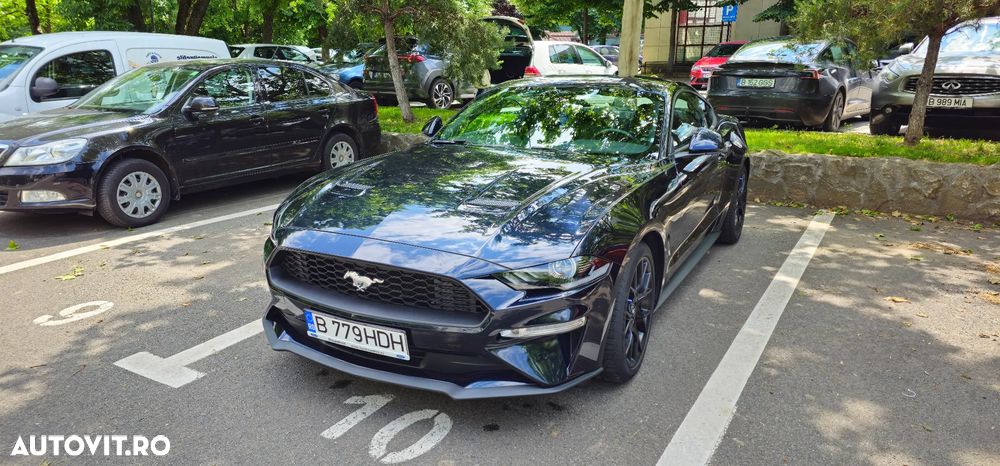 Ford Mustang 2.3 EcoBoost Aut. - 2