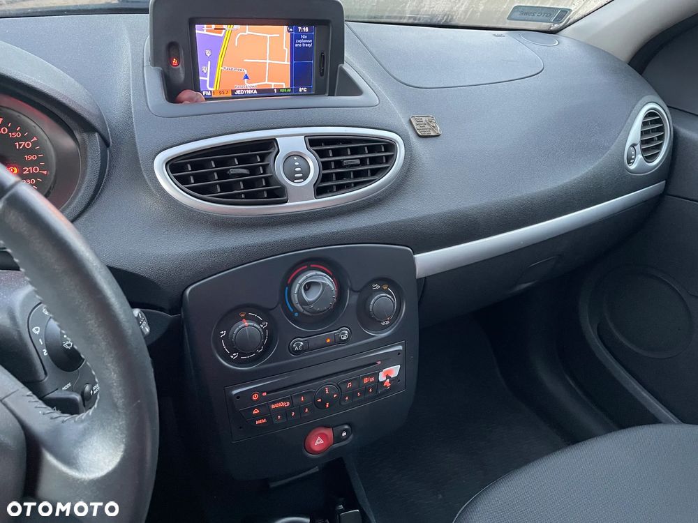 Renault Clio 1.2 16V Tech Run - 7