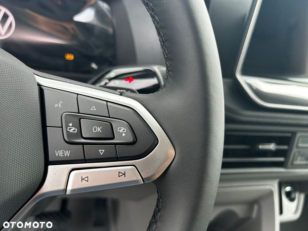 Volkswagen Crafter Podwozie z pojedynczą kabiną silnik: 2,0 l EURO VI SCR 163 KM / skrzynia biegów: Przedni napęd automatyczna 8-biegowa rozstaw osi: 4490 mm - 15