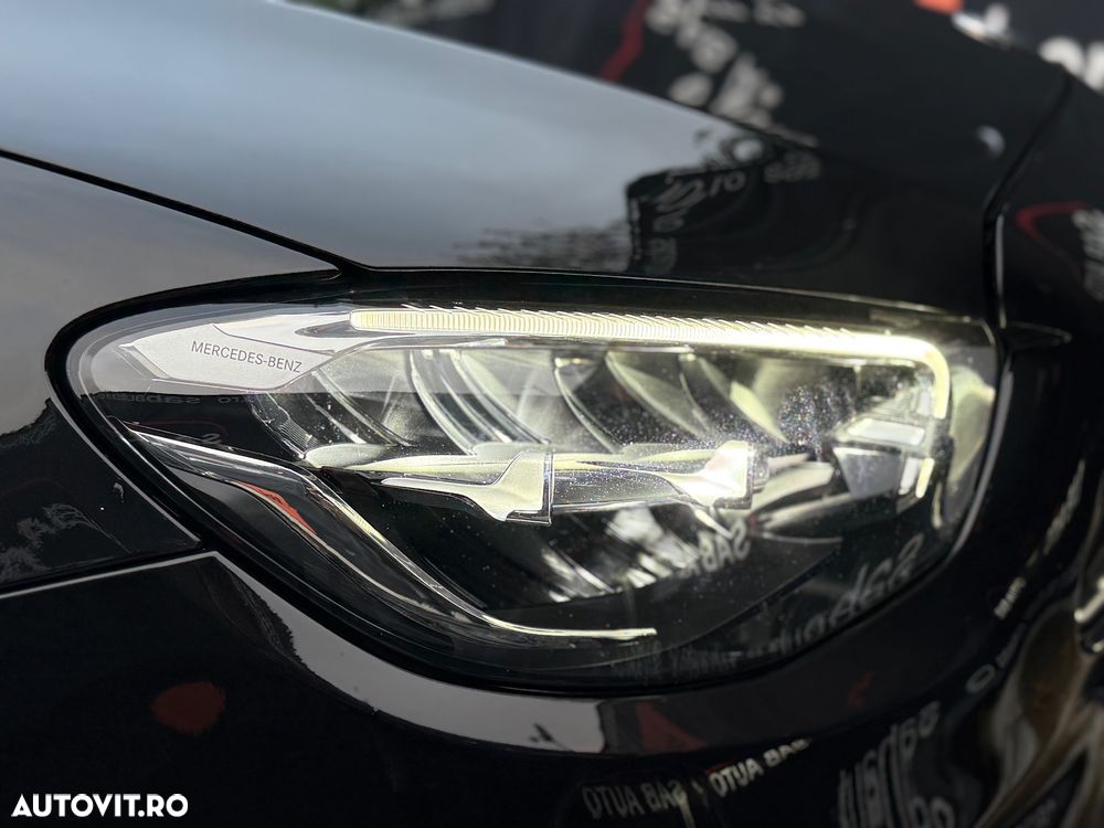 Mercedes-Benz E 220 d 4Matic T 9G-TRONIC AMG Line - 28