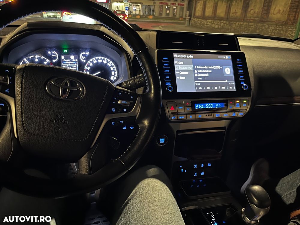 Toyota Land Cruiser 2.8l D-4D 204 CP A/T 7 locuri Executive - 2