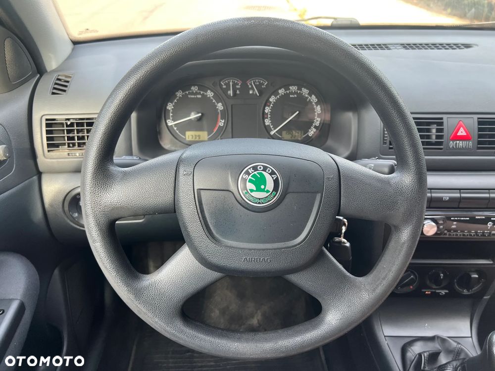 Skoda Octavia - 22