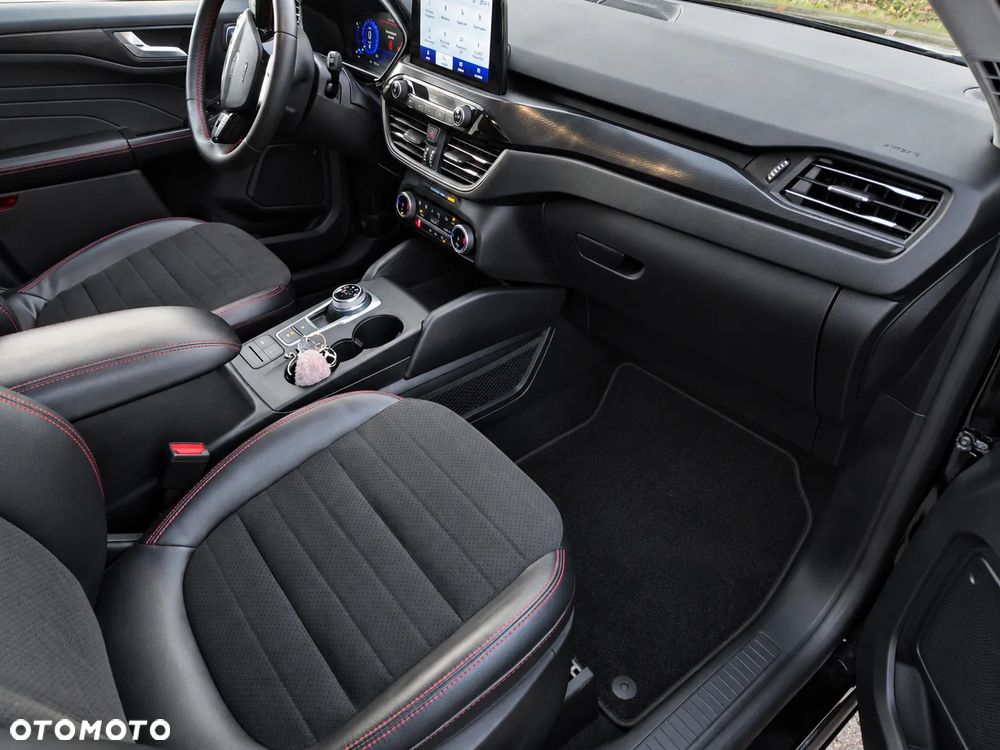 Ford Kuga - 19