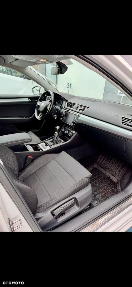 Skoda Superb 1.8 TSI Ambition - 17