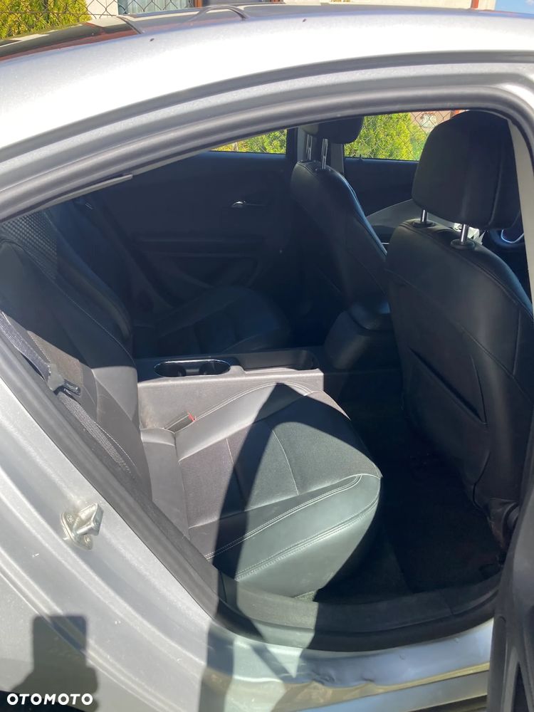 Opel Ampera - 8