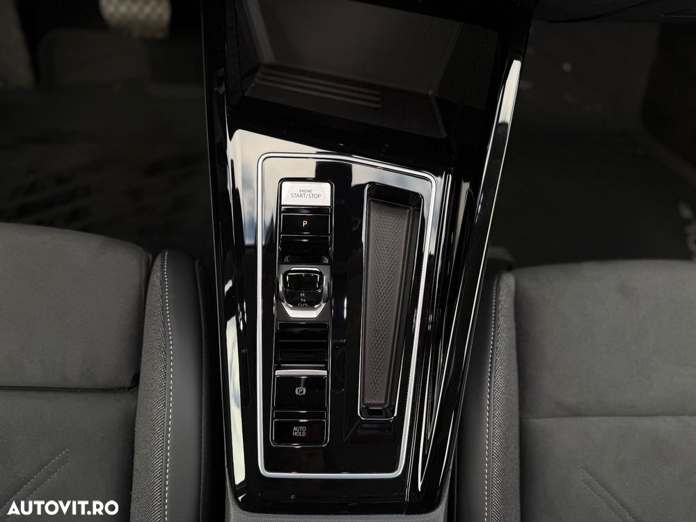 Volkswagen Golf 1.5 TSI eHybrid DSG PHEV Style - 25