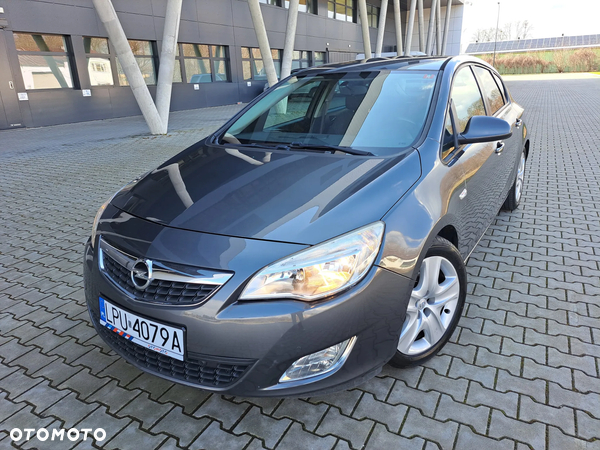 Opel Astra 1.4 Turbo Sport