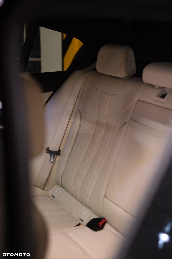 BMW Seria 5 520d xDrive MHEV M Sport sport - 19