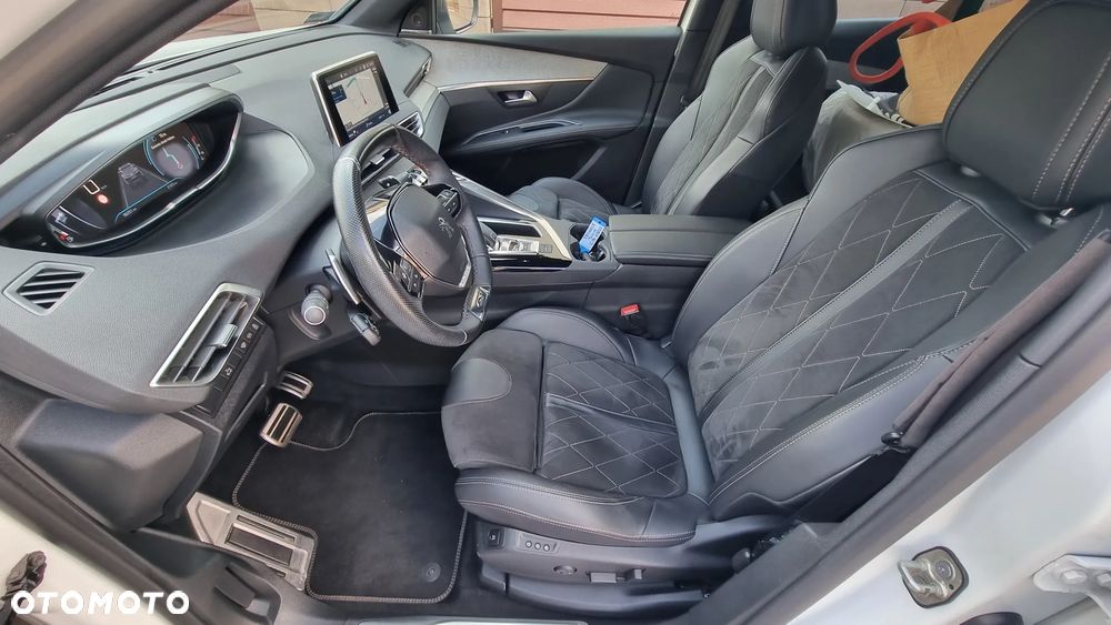 Peugeot 3008 2.0 BlueHDi GT S&S EAT8 - 32