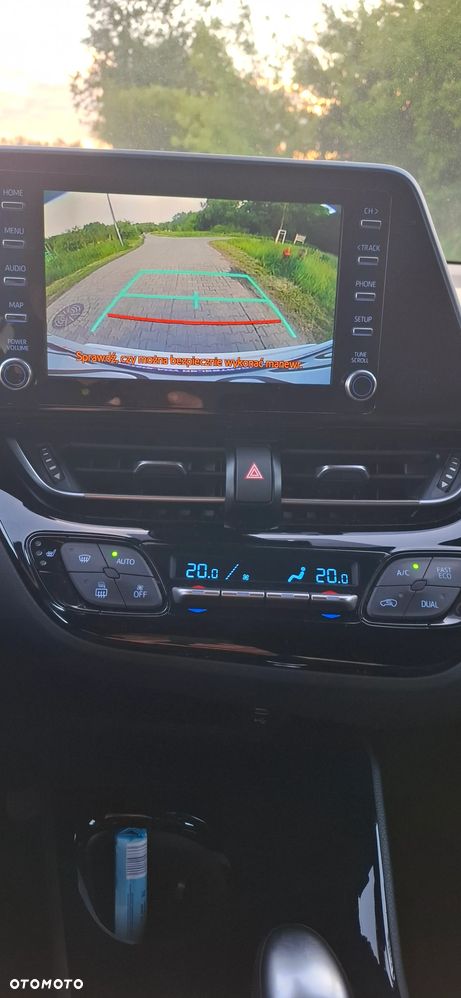 Toyota C-HR Style Selection - 37