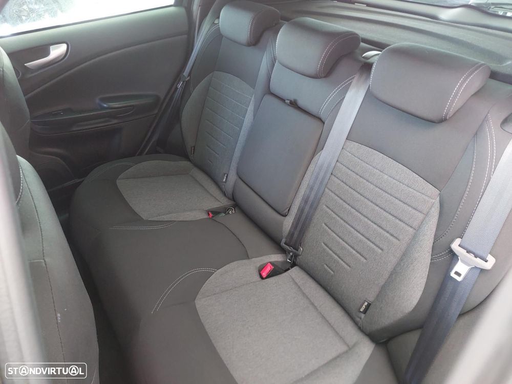 Alfa Romeo Giulietta 1.4 T M-air - 13