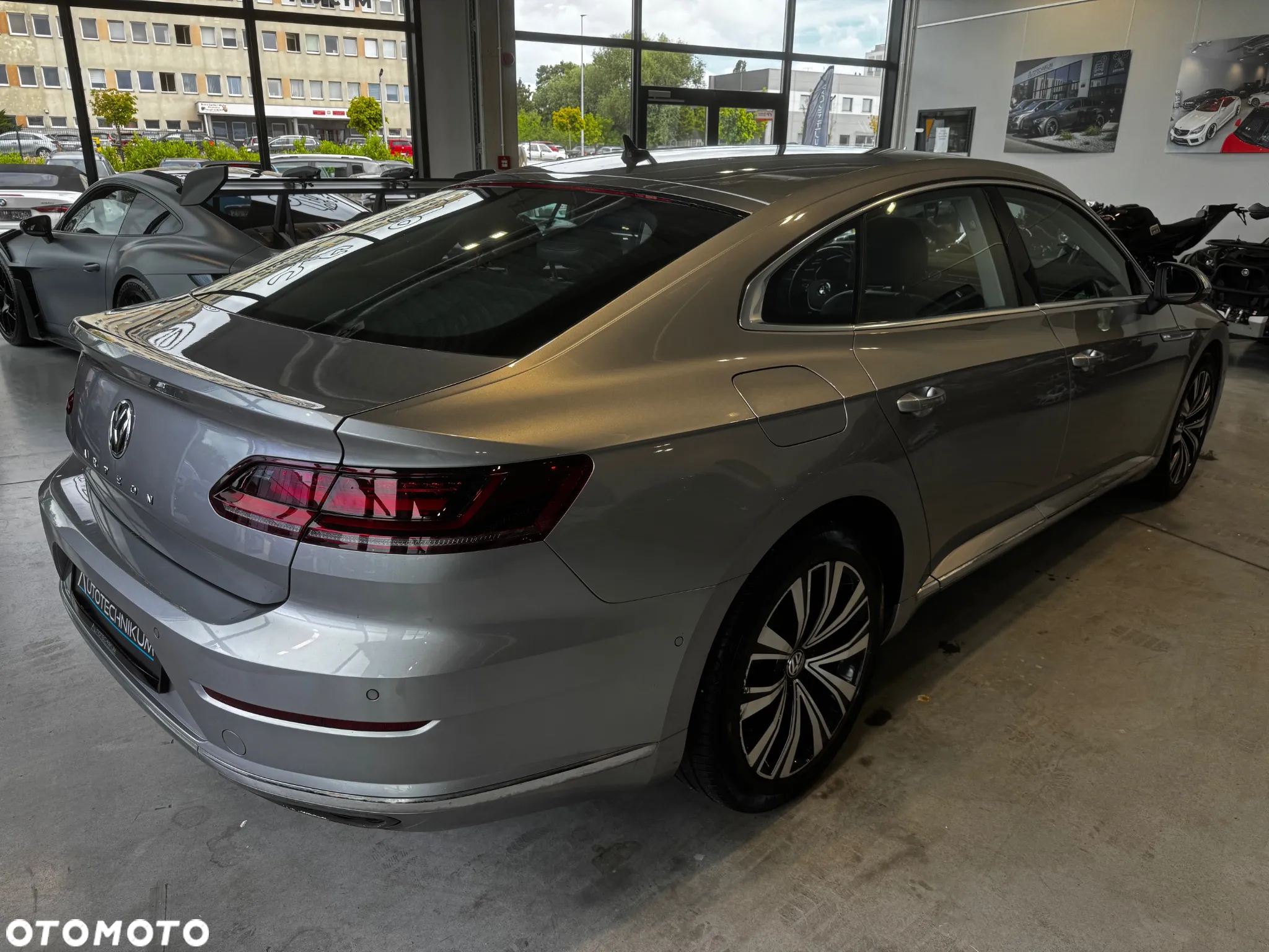 Volkswagen Arteon 2.0 TSI Essence DSG - 5