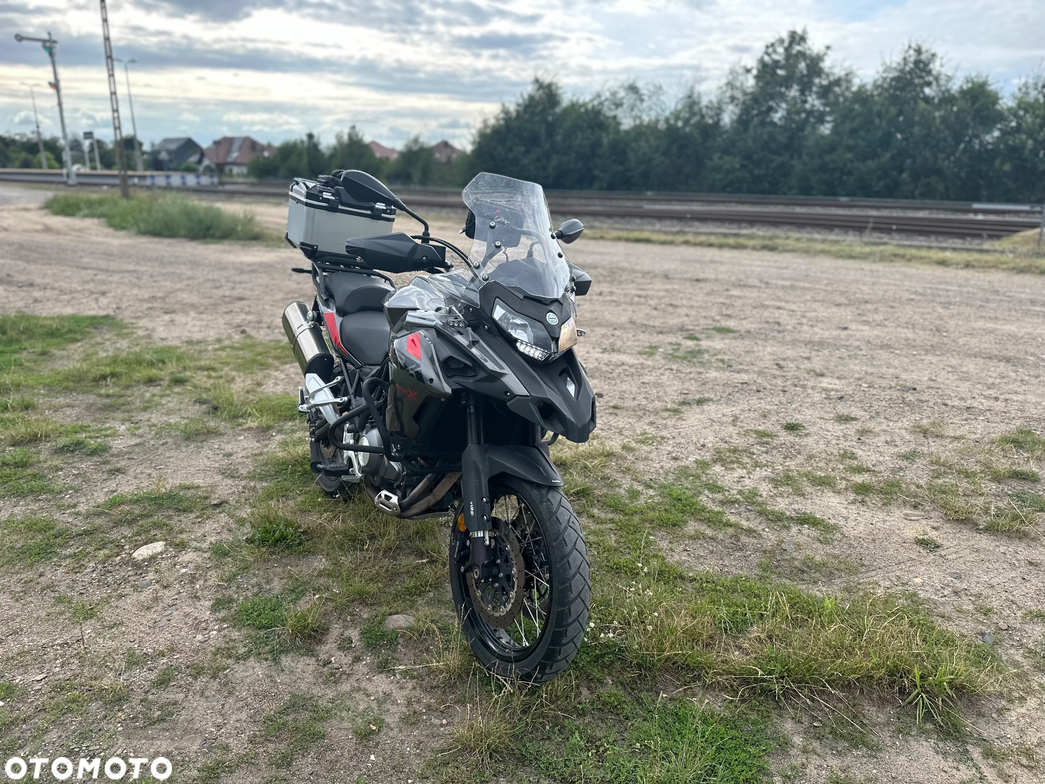 Benelli TRK 502X - 5