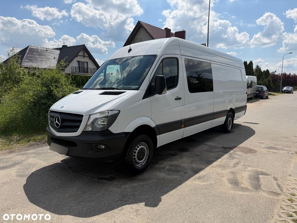 Mercedes-Benz Sprinter - 1