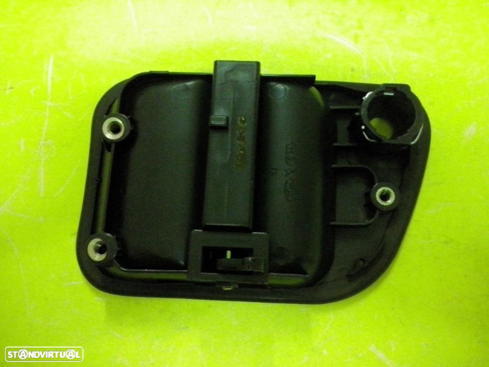 Puxador de porta lateral Mitsubishi L400 e Space Gear NOVO - 2