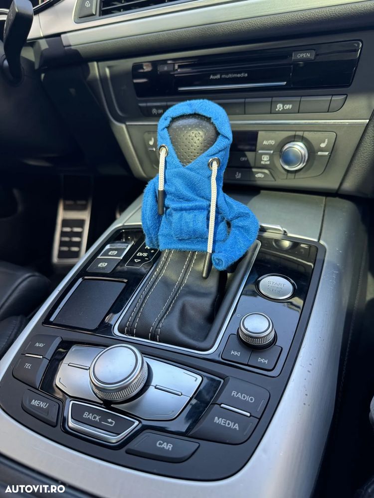 Audi A6 Avant 3.0 TDI quattro S tronic - 13