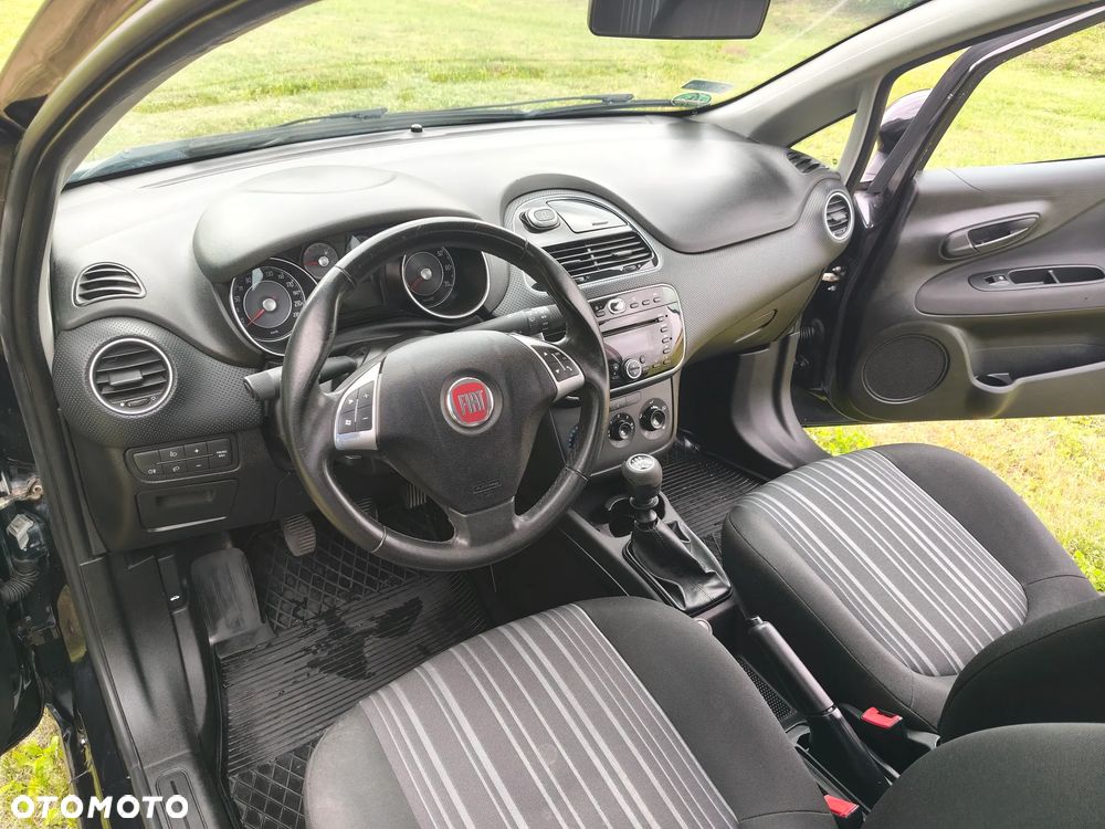 Fiat Punto 1.4 Easy S&S - 11